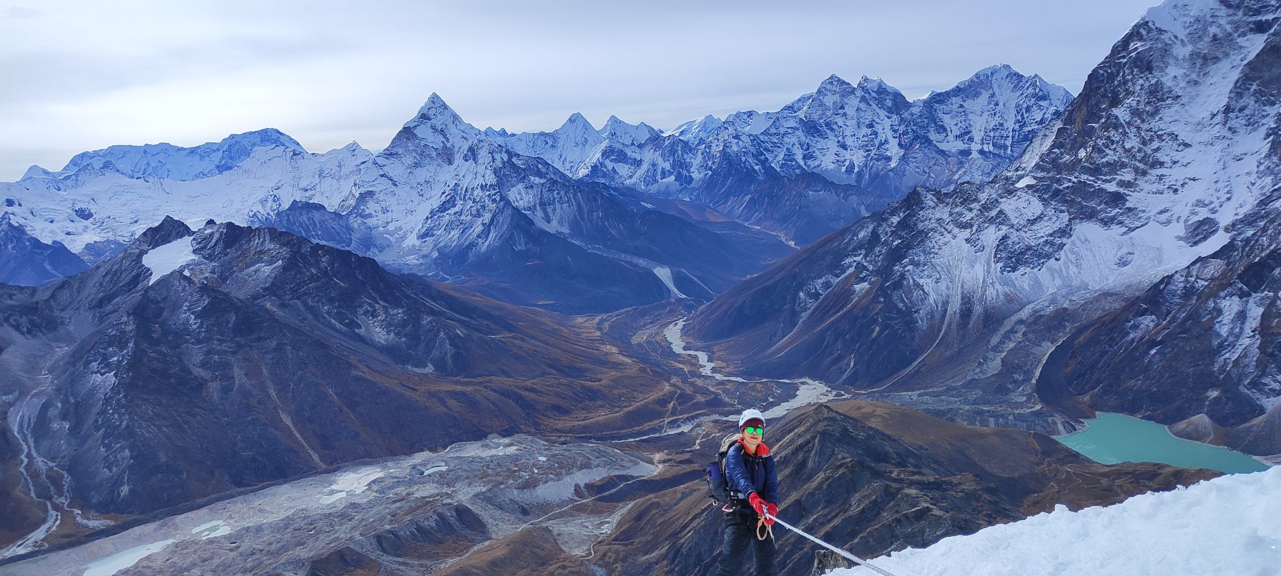 East lobuche Peak Summit