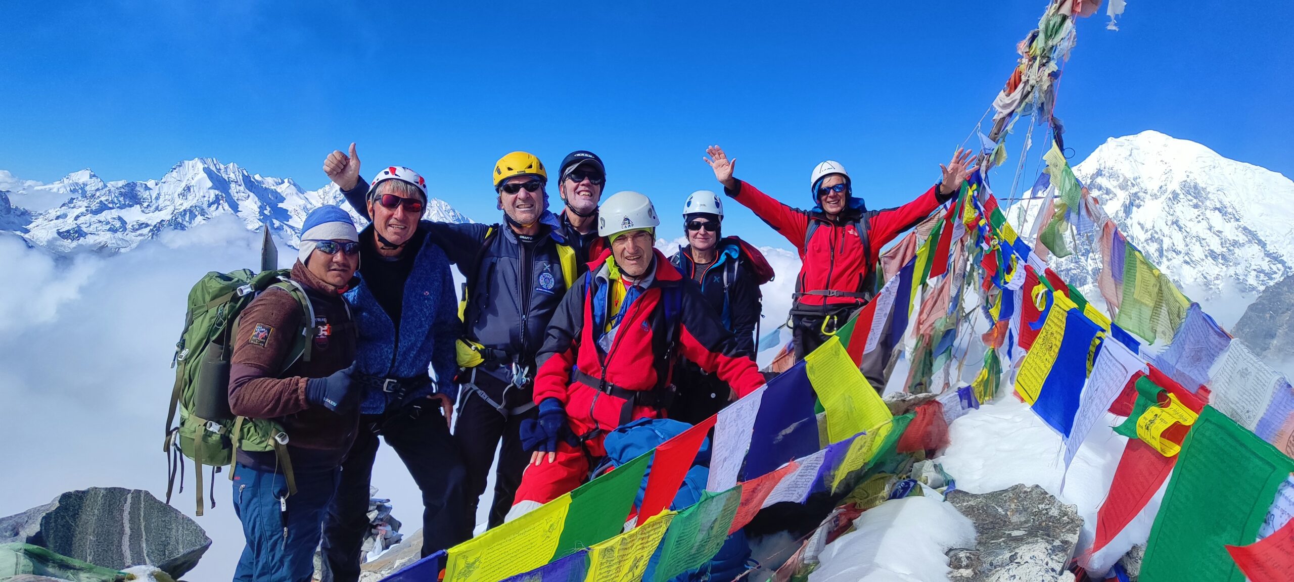 Langtang trek & Yala peak